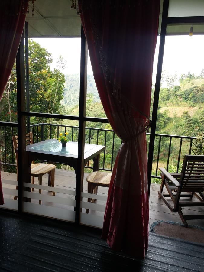 Green Lushy Home Stay Элла Экстерьер фото